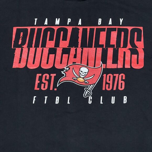 Tampa Bay Buccaneers Shirt Mens XL Black NFL Double Sided Modern Logo NEW - Picture 2 of 9